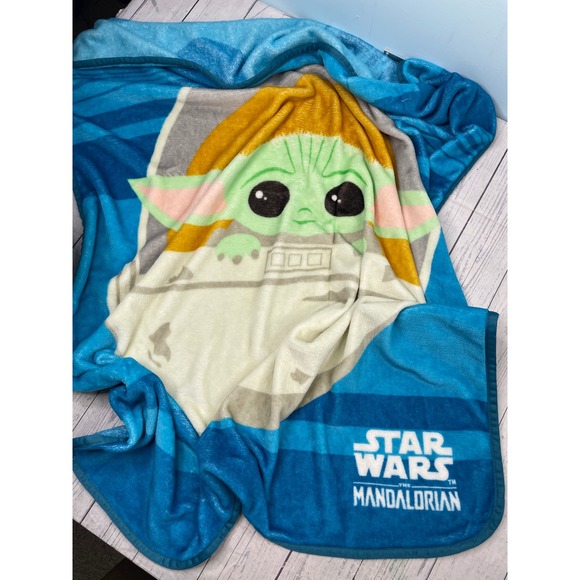 Star Wars Mandalorian, Baby Yoda Grogu super soft throw - Picture 1 of 4